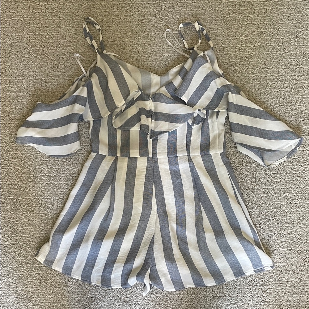 Striped Off-Shoulder Romper - Picture 2 of 4